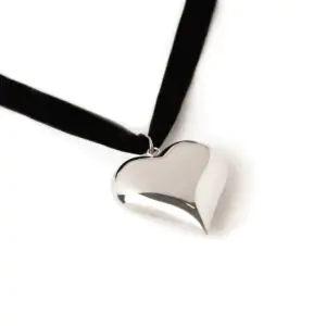 Love-Pendant-2